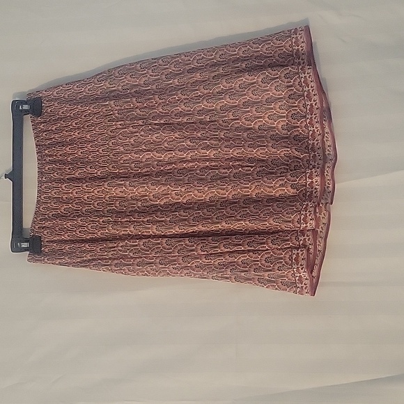 MAX STUDIO Womans Floral Sheer, Lined, Elasticized Waistline, Skirt, Size: S - Picture 4 of 7